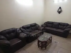 5-Seater Sofa - Excellent Condition - Great Living Room Furniture