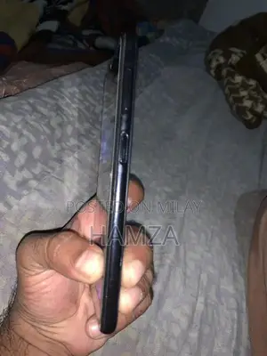 Samsung Galaxy A22 Mid-Range Smartphone