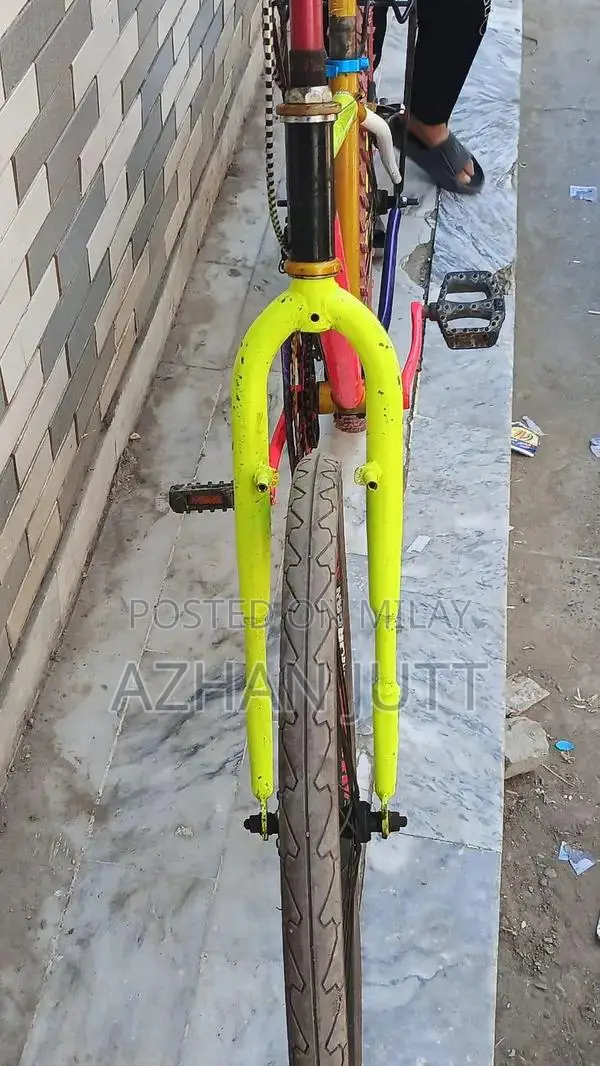 Versatile Sports Accessory - Multi-Purpose Lightweight Design