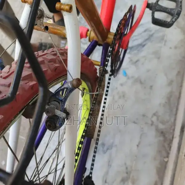 Versatile Sports Accessory - Multi-Purpose Lightweight Design