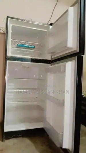 Dowlance Medium Size Refrigerator - Functional Condition