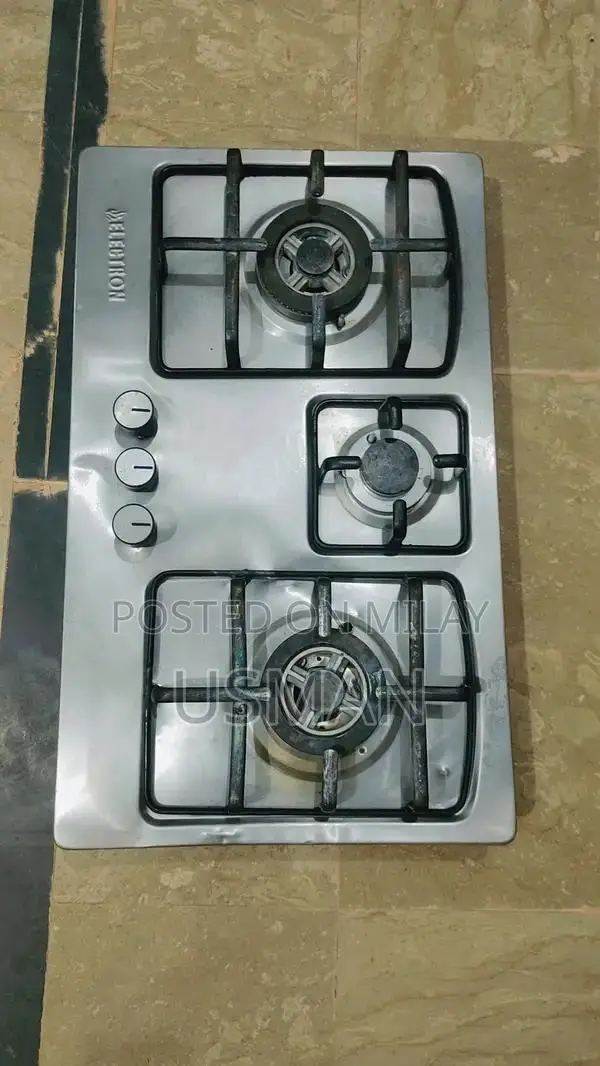 3-Burner Stainless Steel Gas Stove - Kitchen Appliance