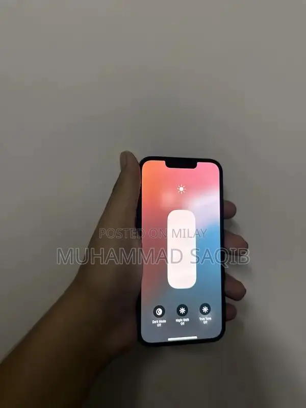 Apple iPhone 13 128GB Smartphone - Pristine Condition