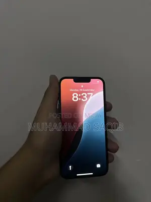 Apple iPhone 13 128GB Smartphone - Pristine Condition