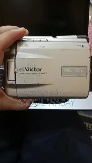 Victor Digital Camcorder with JVC Lens - 10x Optical Zoom