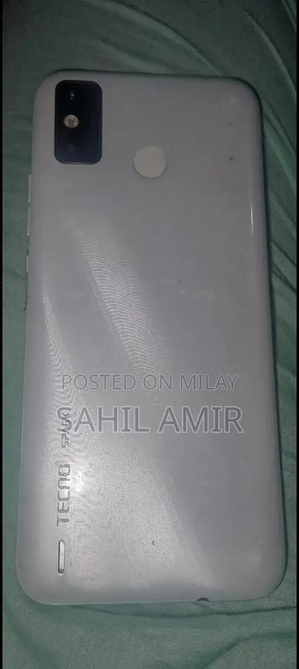 Mobile 10x10 Classic Smartphone Compact Design