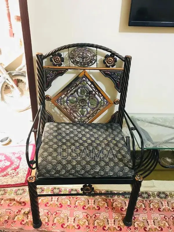 Iron Sofa Set with Matching Side Table and Mirror