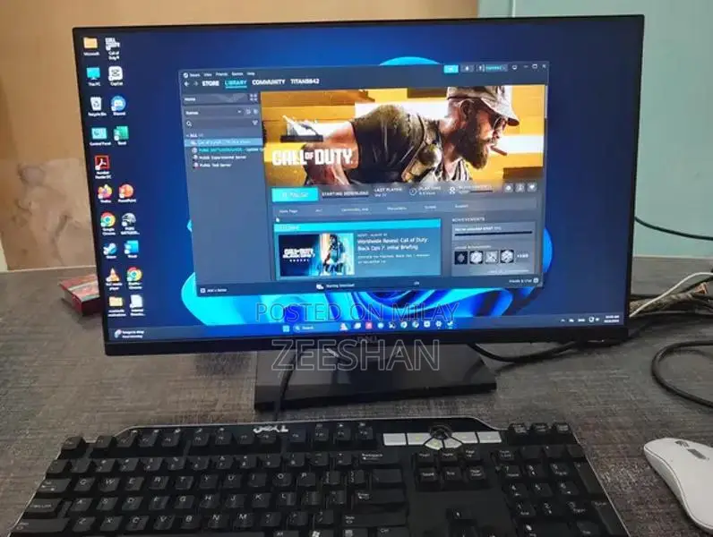 High-Performance Gaming PC with Core i5 and AMD Radeon RX 580