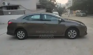 Toyota Corolla Grande 1.8 Sedan - Pristine Condition