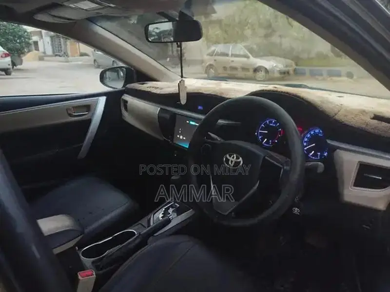 Toyota Corolla Grande 1.8 Sedan - Pristine Condition