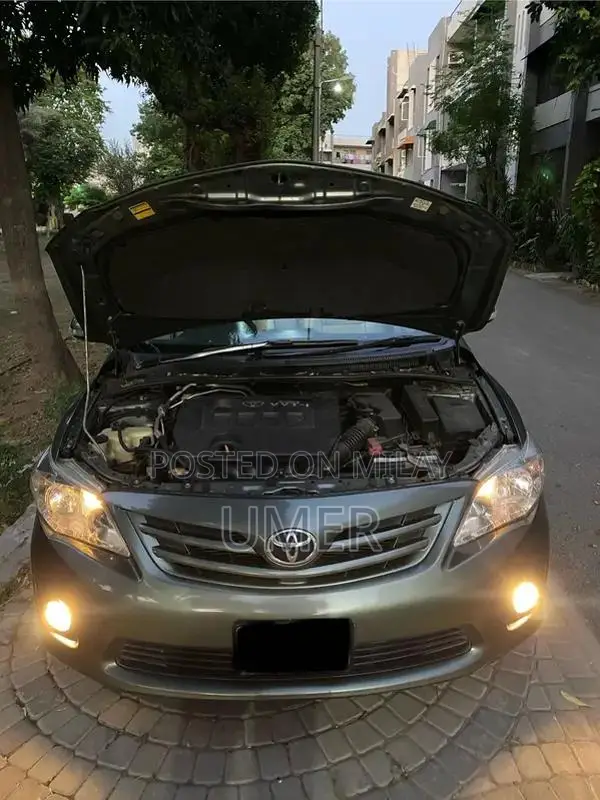 Toyota Corolla GLI Automatic Sedan - VVTI Technology