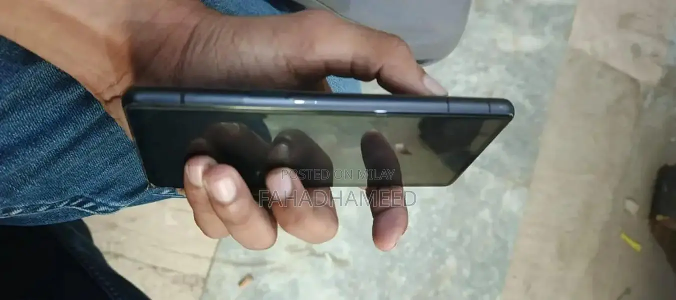 Pixel 7a Smartphone - 128GB Storage, Very Good Condition