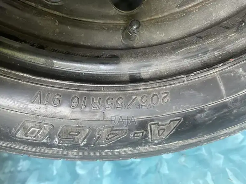 Toyota Corolla Wheel and Rim Set - Used Single Tire