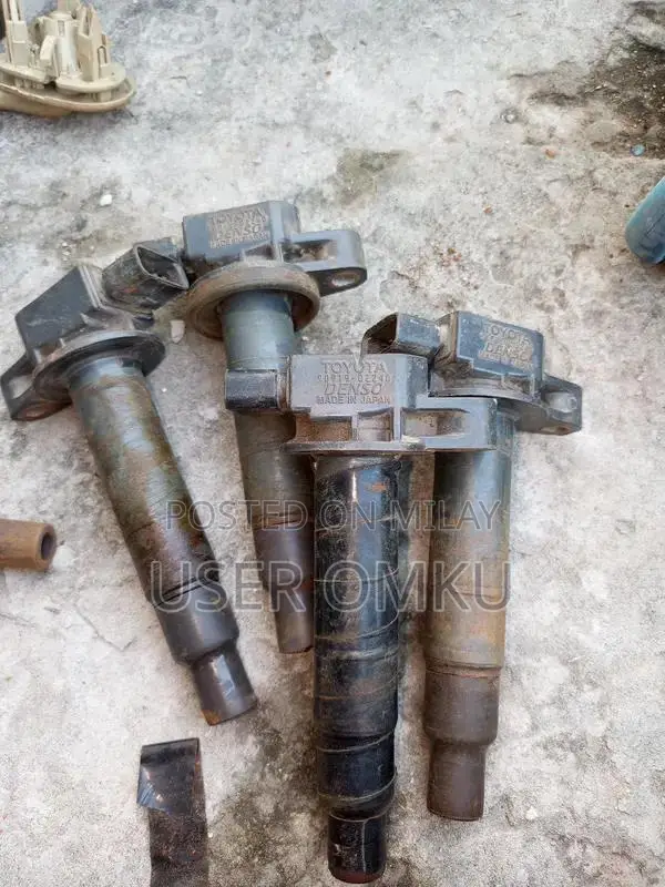 Toyota Corolla Genuine Denso Ignition Coils High-Performance Engine Pa