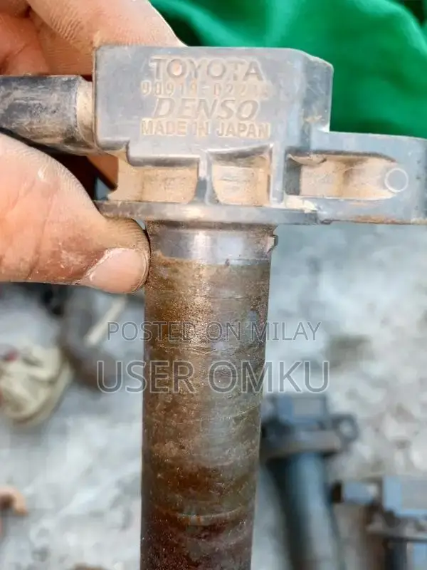 Toyota Corolla Genuine Denso Ignition Coils High-Performance Engine Pa