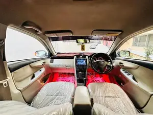 Toyota Corolla XLi 2013 VVTI Sedan Low Mileage Clean Condition