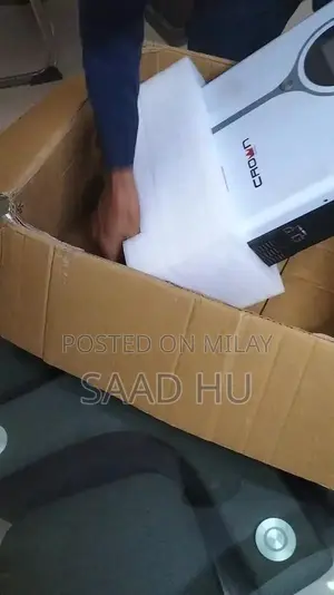 CROWN 4.2 kW Solar Inverter - New Condition