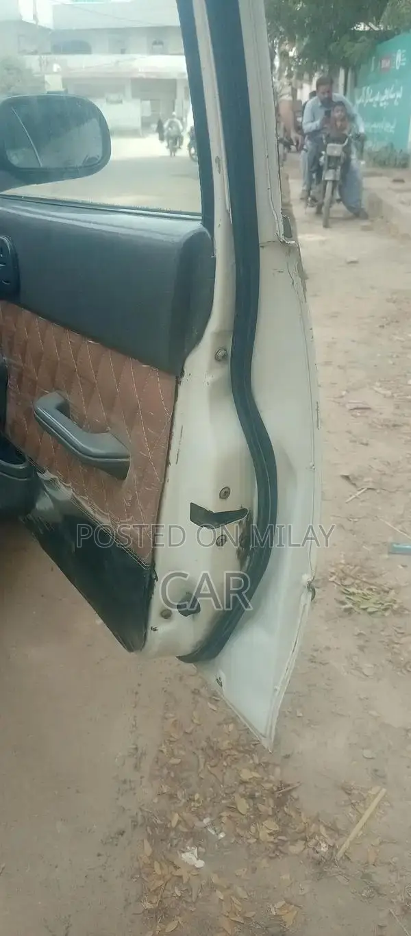 2006 Cultus Sedan - Well-Maintained Family Vehicle