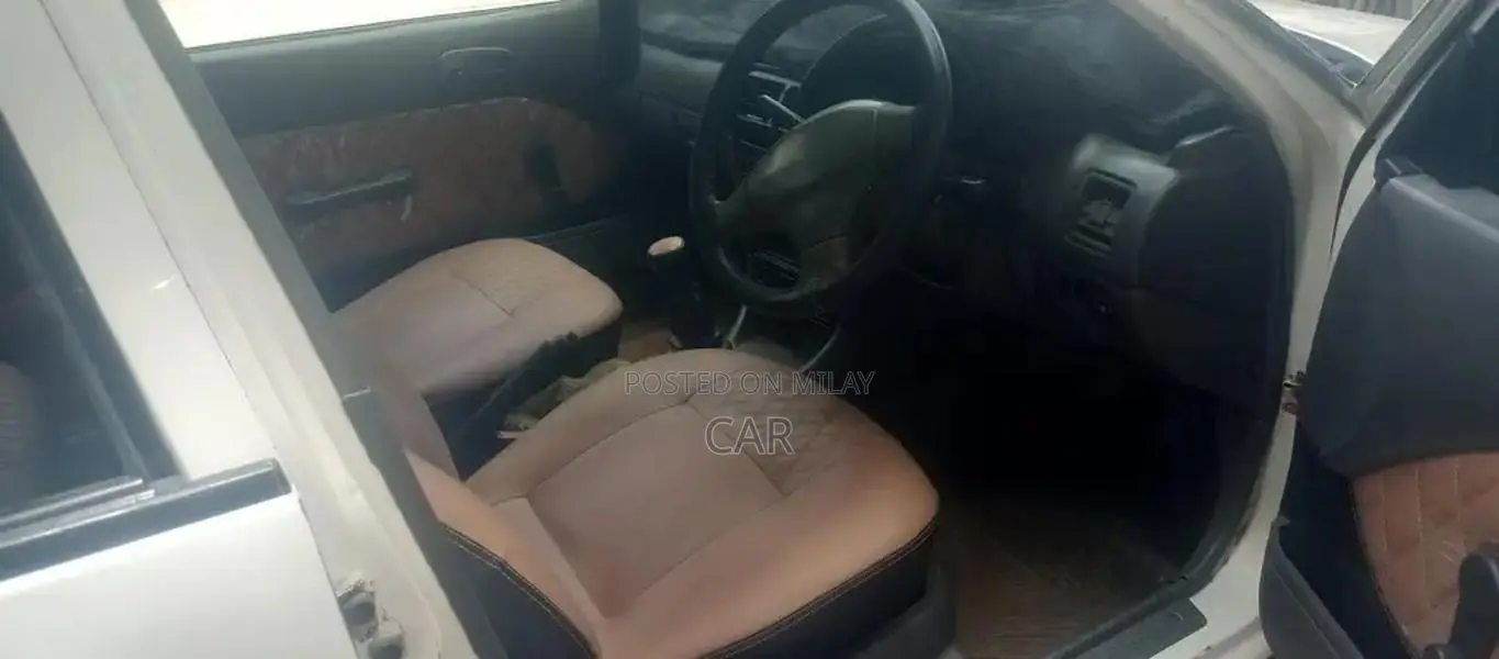 2006 Cultus Sedan - Well-Maintained Family Vehicle