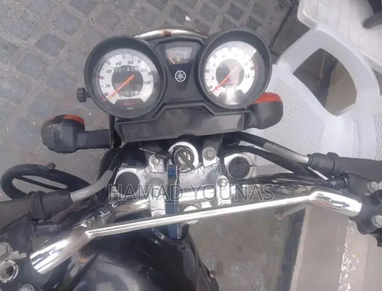 Yamaha Performance Motorcycle - Well-Maintained Condition