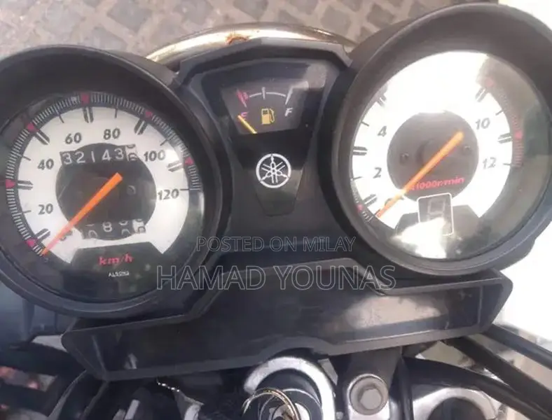 Yamaha Performance Motorcycle - Well-Maintained Condition