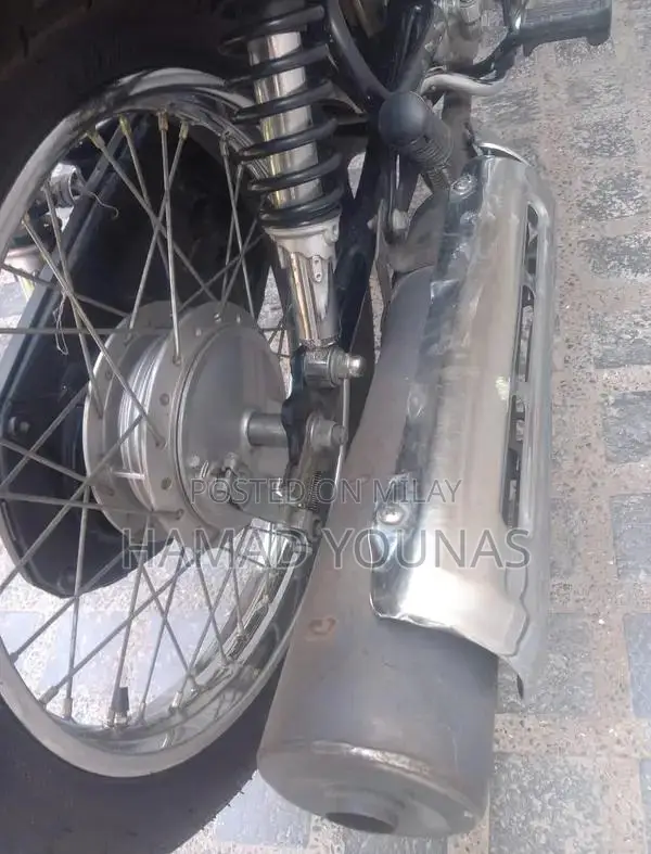 Yamaha Performance Motorcycle - Well-Maintained Condition