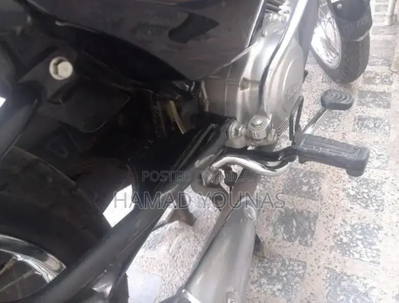 Yamaha Performance Motorcycle - Well-Maintained Condition