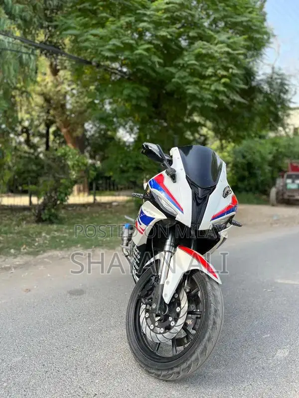 BMW Motorrad S1000RR Sport Motorcycle - High-Performance Superbike