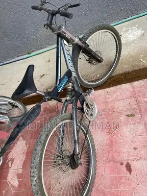 Photo - Used Bicycle with Gear Issues - Student Cycle
