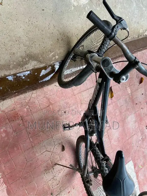 Used Bicycle with Gear Issues - Student Cycle
