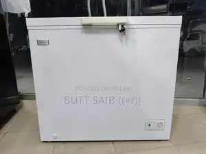 Small Single Door Freezer - Compact Refrigeration Solution