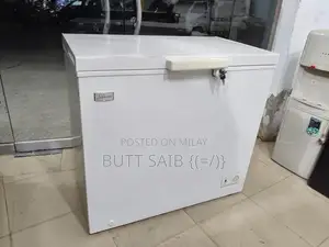 Small Single Door Freezer - Compact Refrigeration Solution