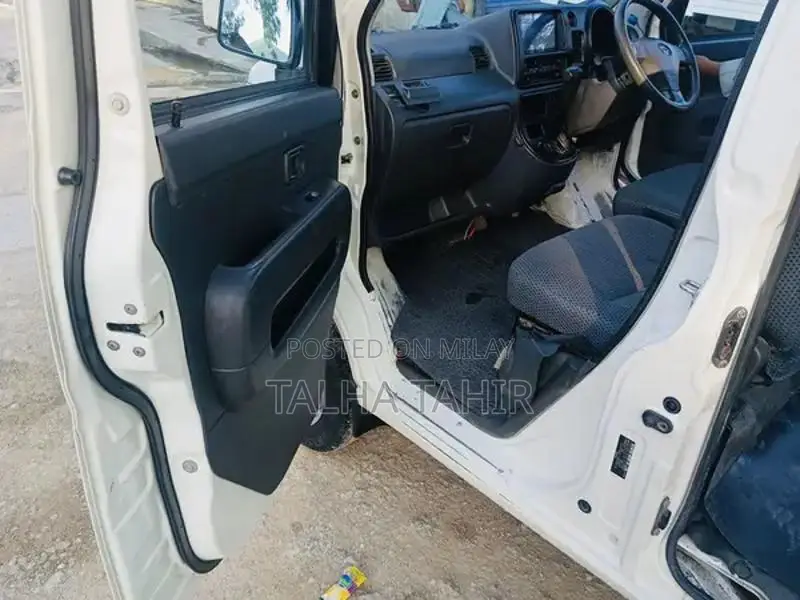 Daihatsu Hijet 660cc Micro Van Automatic Transmission