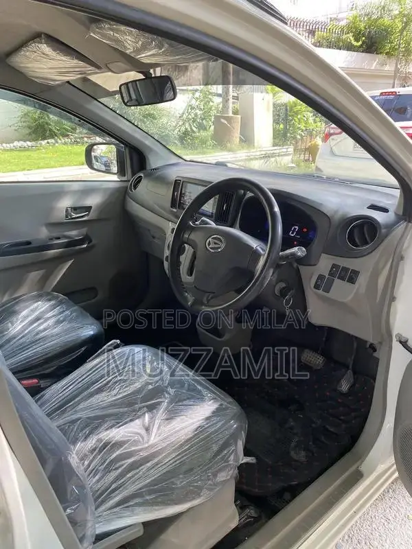 Daihatsu Mira X Memorial Compact Hatchback