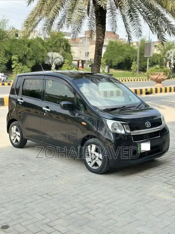 Daihatsu Move Eco Idle Compact Car - Clean Low Mileage Import