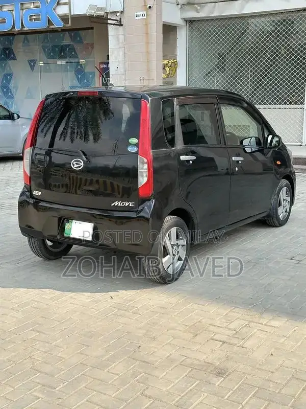 Daihatsu Move Eco Idle Compact Car - Clean Low Mileage Import