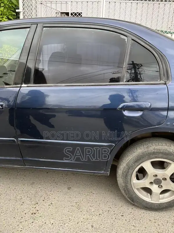 Honda Civic - Reliable Sedan with Engine Replacement