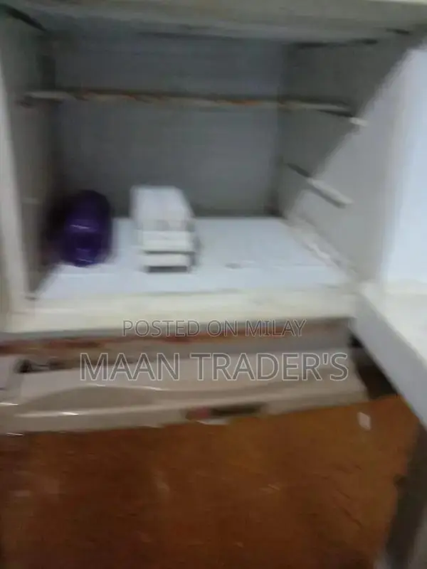DawLance Medium Refrigerator - Well-Maintained Condition