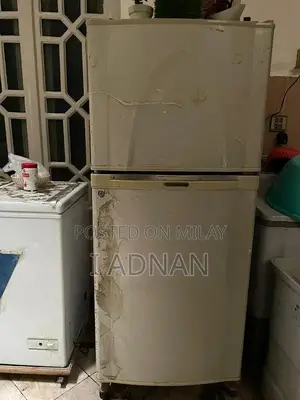 Photo - Dawlence Refrigerator - Well-Maintained Home Appliance