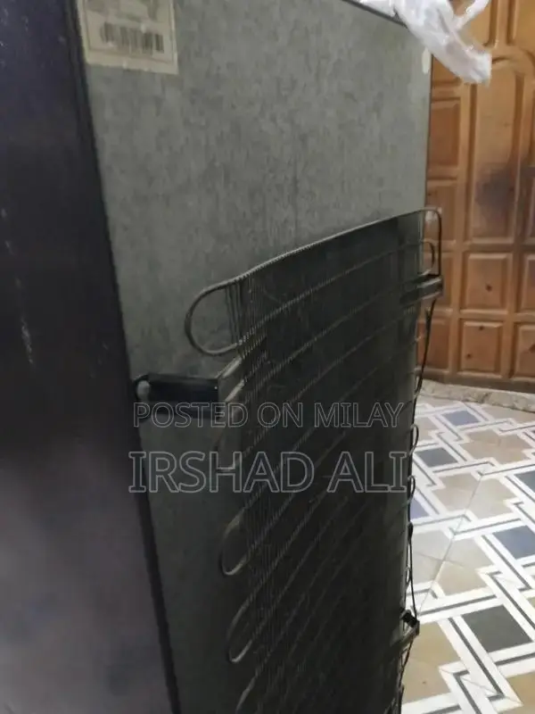 Dawlance LVS Plus 2-Door Refrigerator - Medium Size