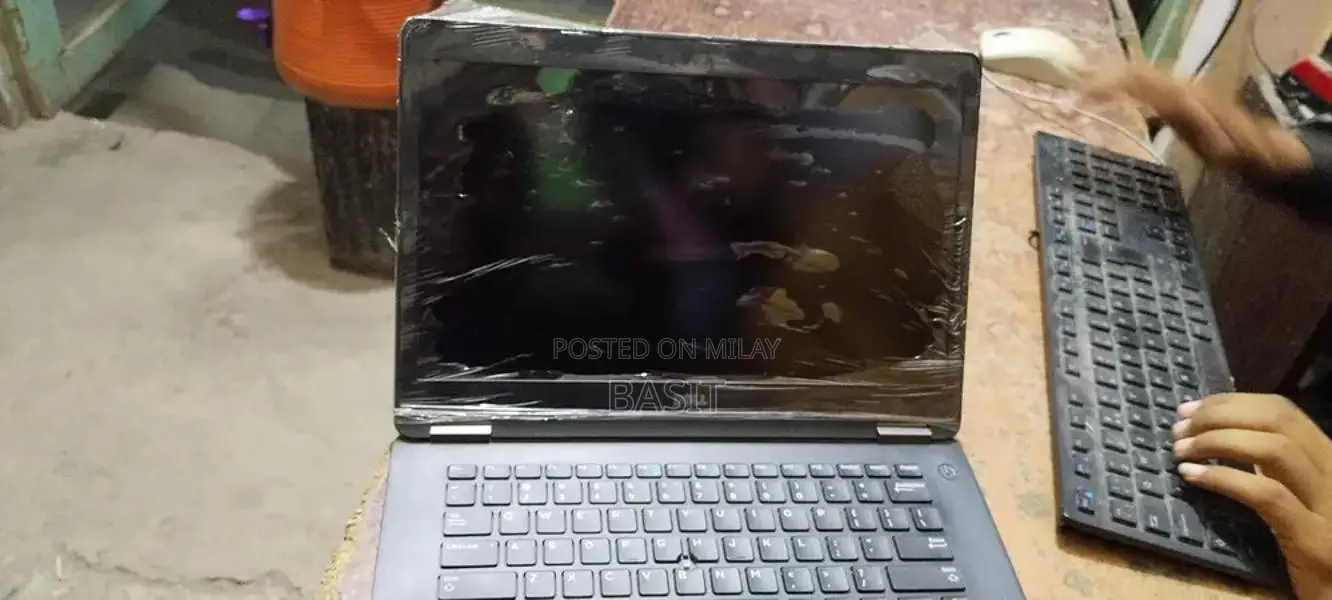 Dell Latitude E7470 14-inch Business Laptop