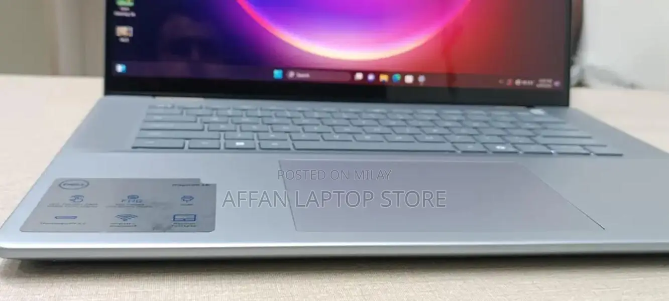 Dell Inspiron 16 7640 2-in-1 Touchscreen Laptop Ultra 7