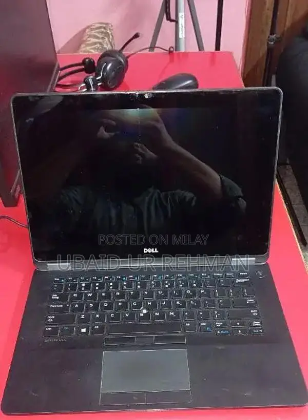 Dell Latitude E7470 Business Ultrabook with Touch Screen