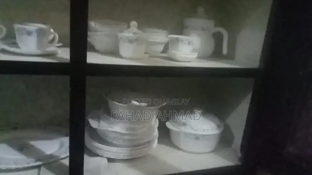 Stone Finish 72-Piece Decorative Set