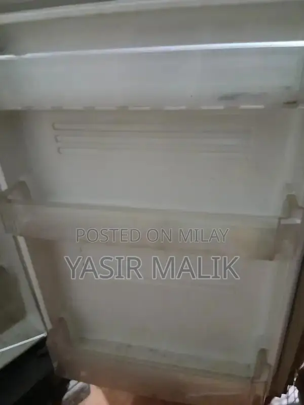 Desire Compact Refrigerator - Stylish and Functional Home Appliance