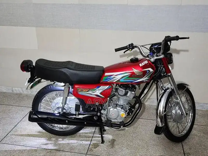 Honda CG125 Motorcycle - Low Mileage, Excellent Condition