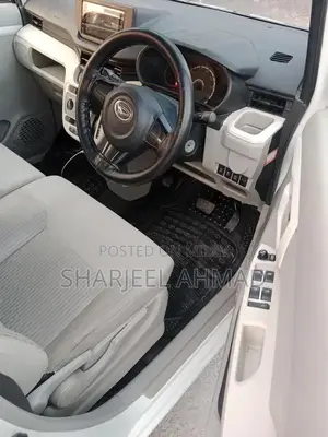 Daihatsu Move Compact Hatchback 2017-2020 Model