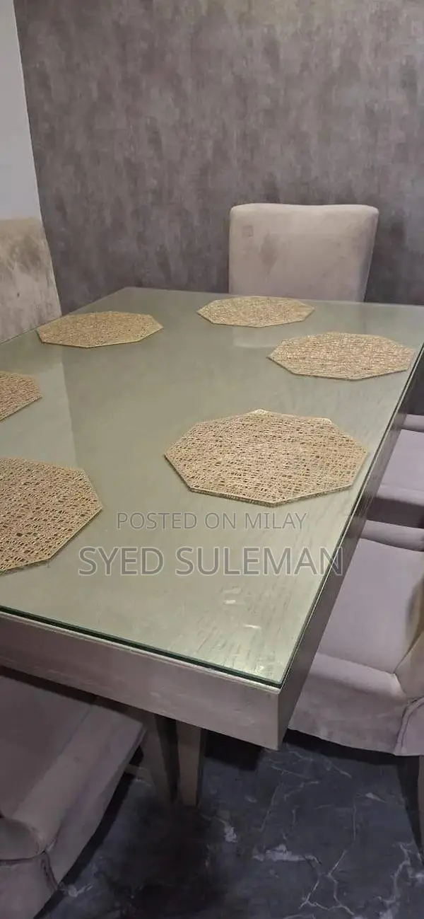 Dinning Table with Chairs for Sale