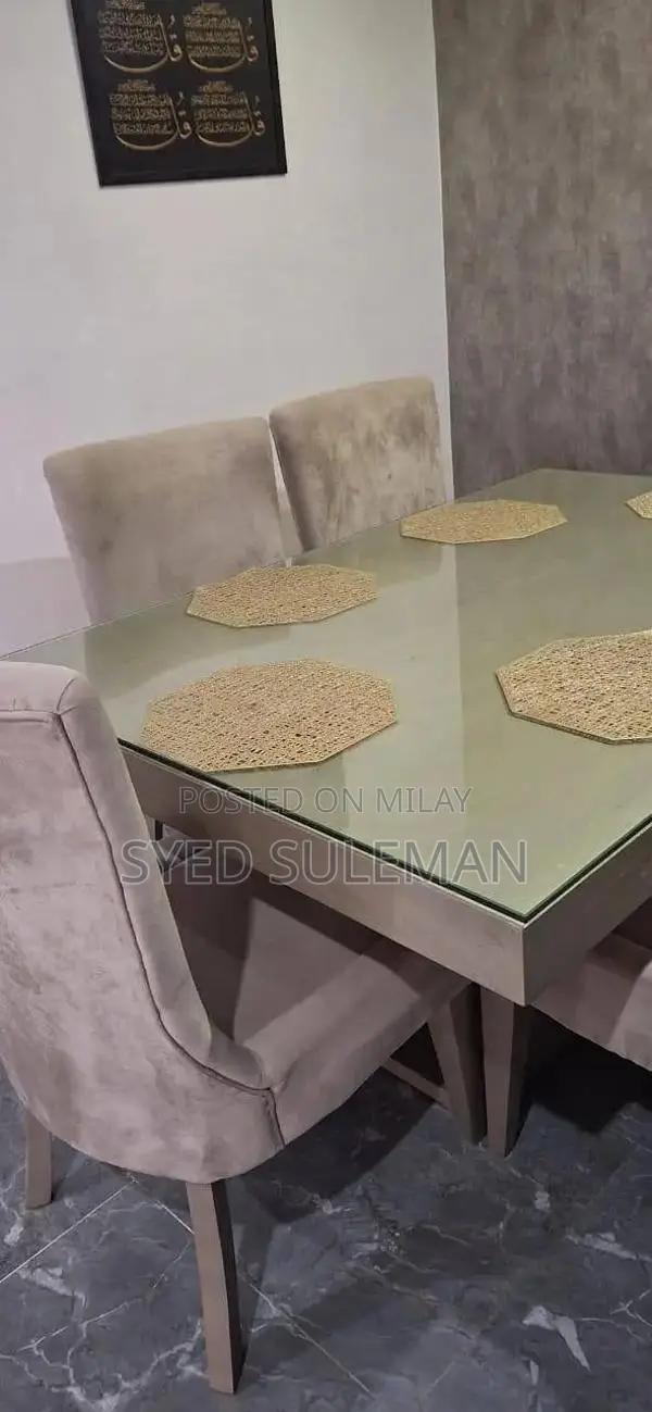 Dinning Table with Chairs for Sale