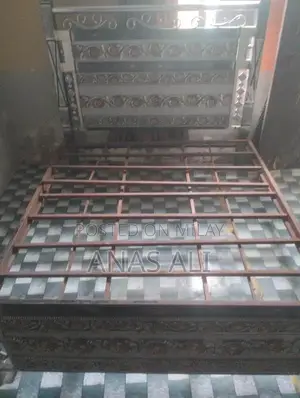 Photo - Double Bad Full Size Bed Frame